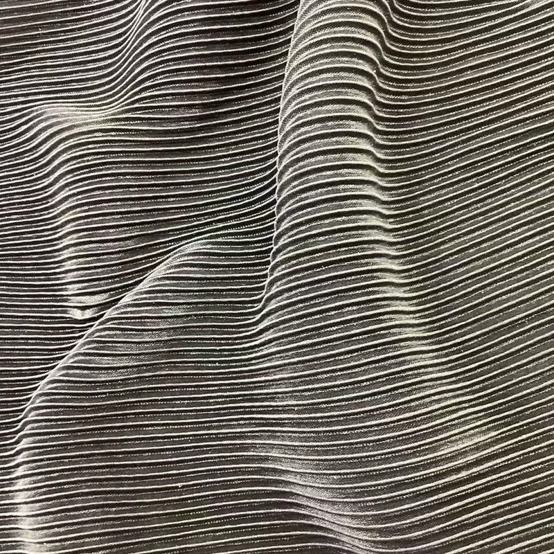 衬衫压褶加工-前胸后背压褶-袖口装饰压褶